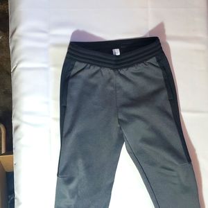 Boys sweatpants, size M(8), grey with black. Like new.